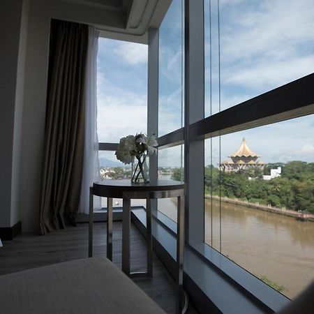 Astana Wing - Riverside Majestic Hotel Kuching Ngoại thất bức ảnh