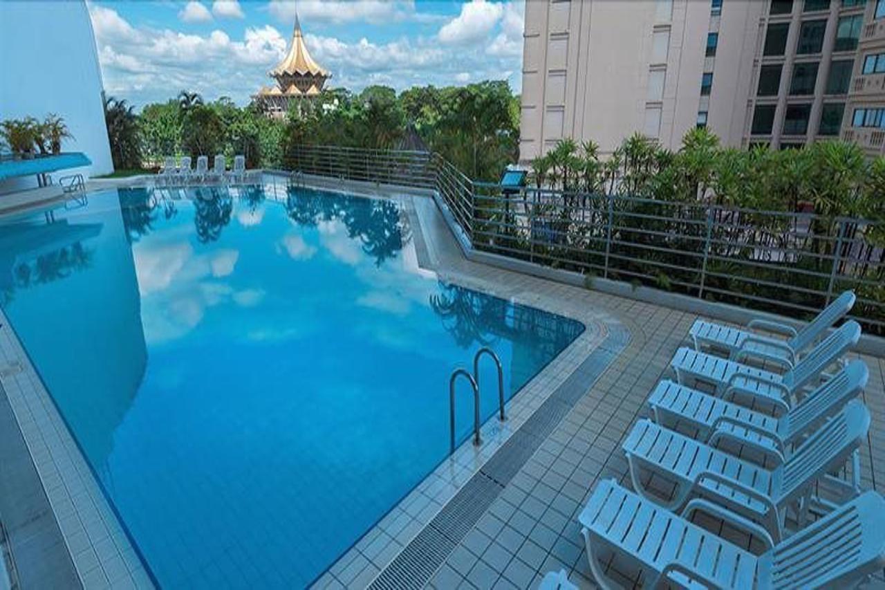 Astana Wing - Riverside Majestic Hotel Kuching Ngoại thất bức ảnh