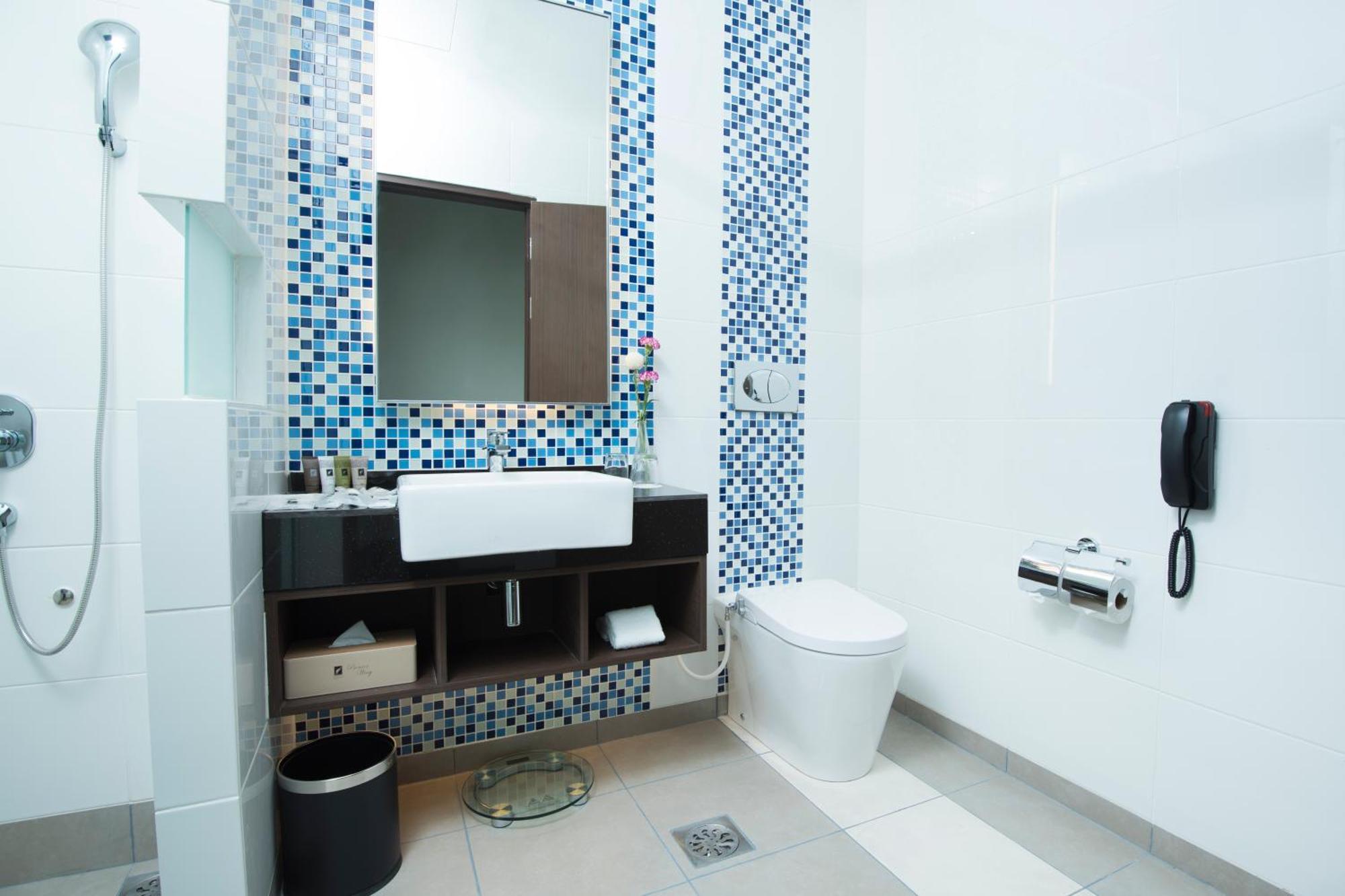 Astana Wing - Riverside Majestic Hotel Kuching Ngoại thất bức ảnh