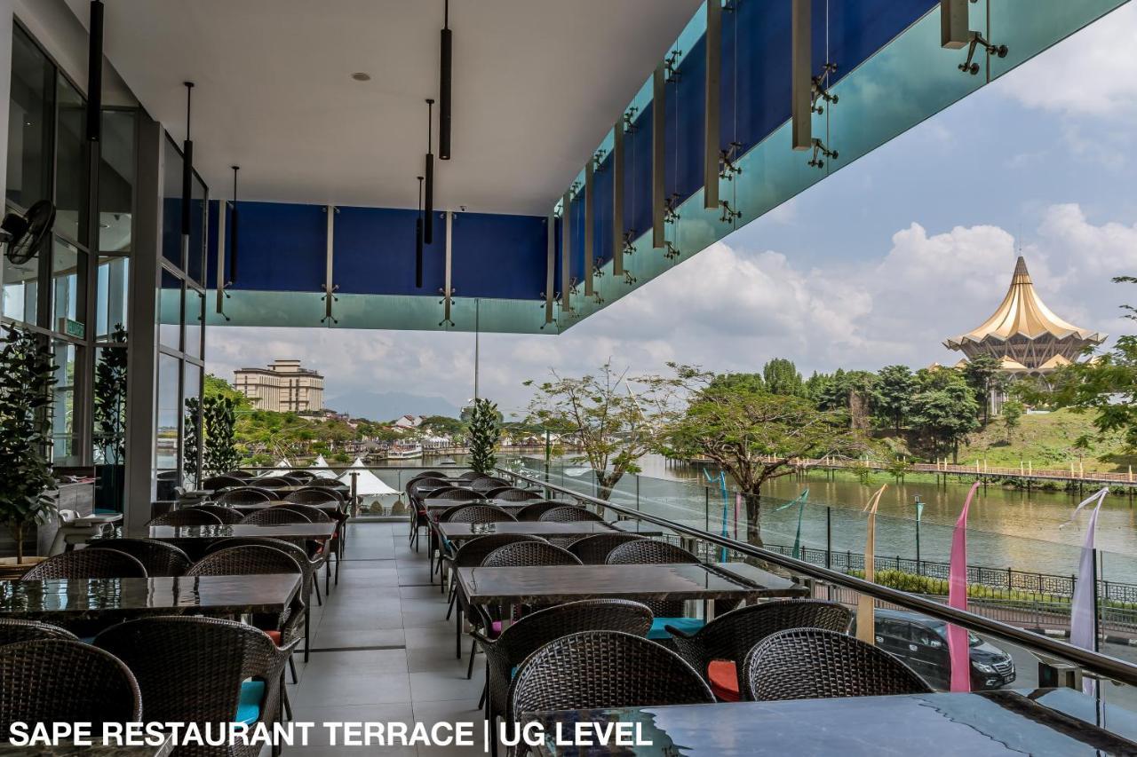 Astana Wing - Riverside Majestic Hotel Kuching Ngoại thất bức ảnh