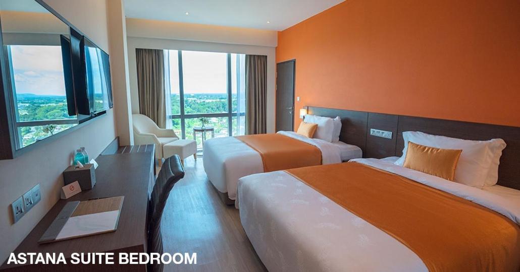 Astana Wing - Riverside Majestic Hotel Kuching Ngoại thất bức ảnh